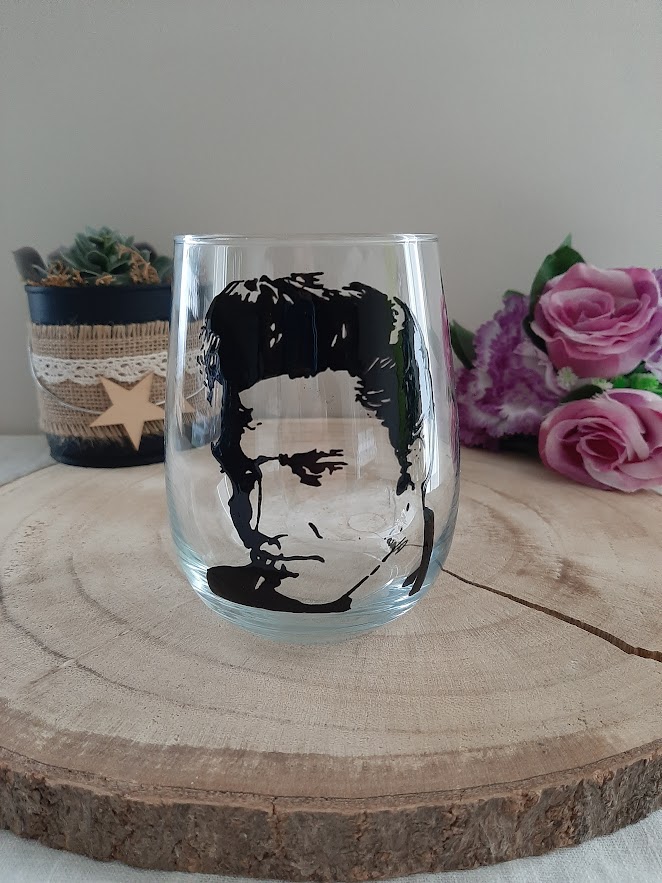 Verre décoré à la main portrait Elvis Presley cadeau artisanal Vendée