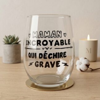 Cadeau maman fête des mères — Verre peint à la main « Maman Incroyable qui Déchire Grave »